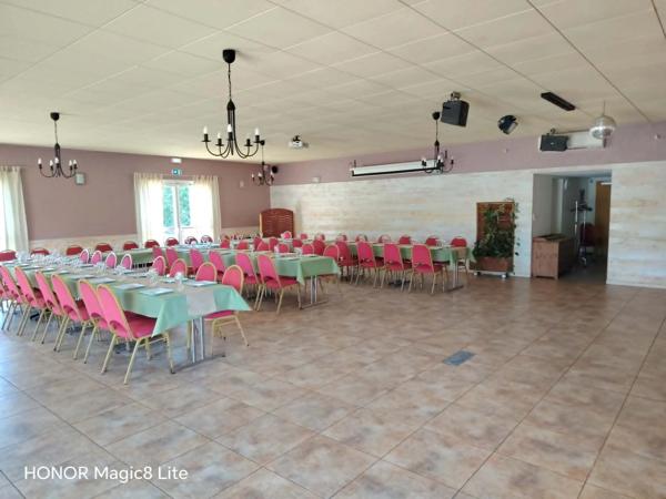 À VENDRE – FONDS DE COMMERCE BAR, RESTAURANT & ÉVÉNEMENTIEL SAVENAY (44)