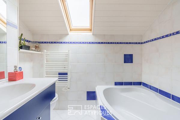 Maison rénovée et ses terrasses sur les hauteurs de Saint-Max