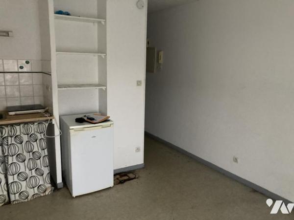EN EXCLUSIVITE - ARRAS arrière gare - STUDIO 18m² avec balcon et parking 