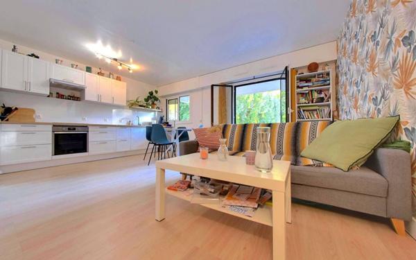 Appartement à vendre    2 pièces •  Roissy-en-Brie