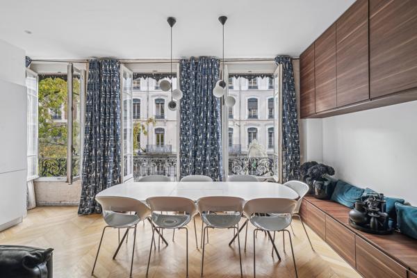 Lyon 2 ème - Cordeliers , appartement de 4 pièces de 97 m²