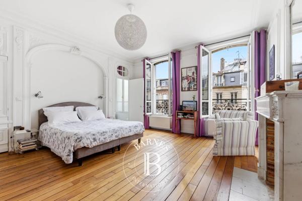 Paris 17ème, Hôtel particulier 4 Chambres -  294 m² à vendre