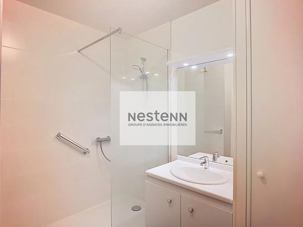 Acheter - Place du Marché à Arpajon - Essonne - Appartement 3 pièces - 5mn à pied des écoles élémentaires et lycées - ascenseur - Gare RER C - Terrasse - Immeuble récent - DPE C