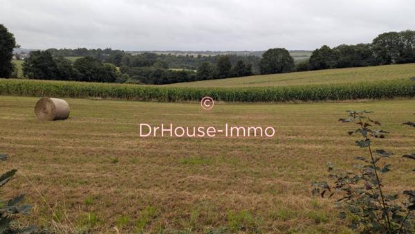 Terrain à vendre de 869 m²