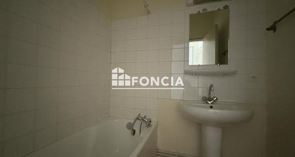 Location Studio 30.28 m² - Périgueux 24000