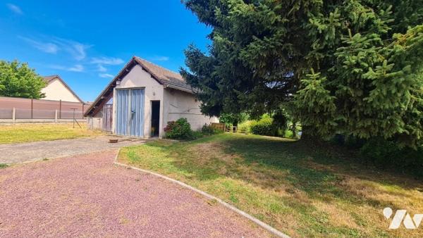Maison 6 pcs 4 chambres en bord de rivière