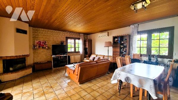 Maison 6 pcs 4 chambres en bord de rivière