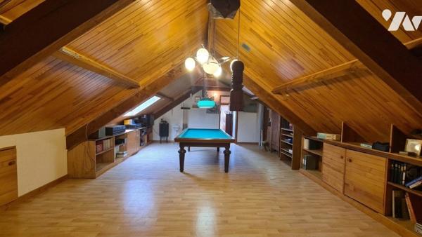Maison 6 pcs 4 chambres en bord de rivière