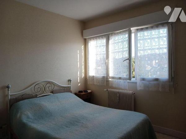 A VENDRE sur la commune de BAR-SUR-SEINE (Aube), Un appartement type III situé Chemin des pêche...