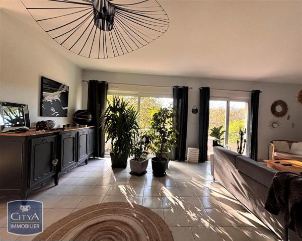 Maison à louer 5 pièces 182.35m²