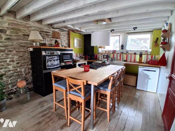 MAISON EQUEURDREVILLE 4 CHAMBRES + JARDIN + DEPENDANCE