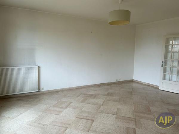 Location appartement Saintes : 889 € - AJP Immobilier Saintes