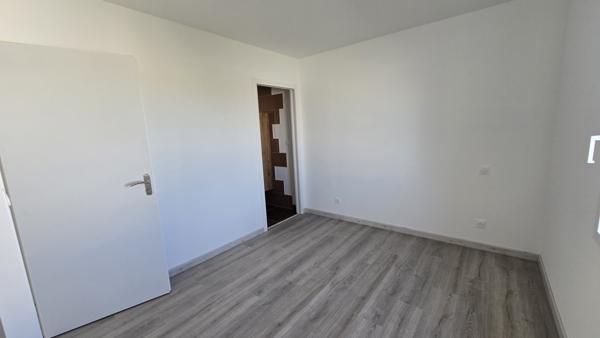 Maison  5 pièce(s)  4 chambre(s)  110 m²