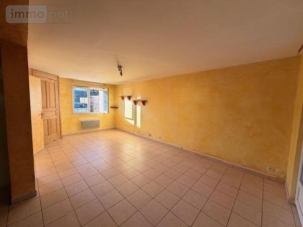 Appartement à louer à Perrex dans l'Ain (01540), ref : 01065-L398
