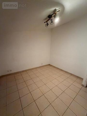 Appartement à louer à Perrex dans l'Ain (01540), ref : 01065-L398