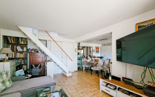 Maison à vendre    6 pièces • 156,64 m2 Mougins