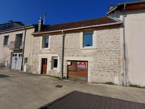 Maison à saisir dans le district