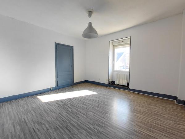 Maison à saisir dans le district