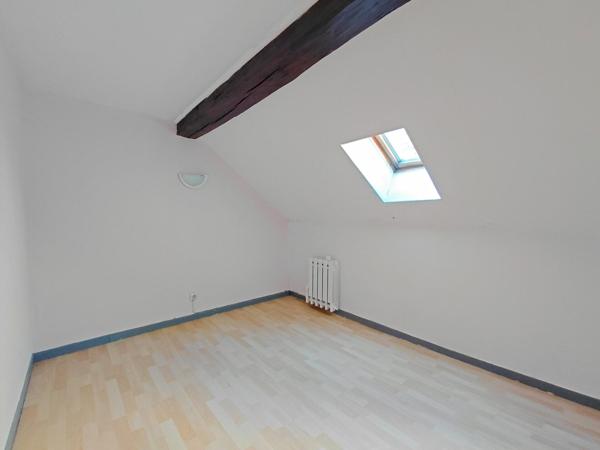 Maison à saisir dans le district