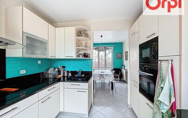 Maison à vendre    7 pièces • 128 m2 Choisy-le-Roi