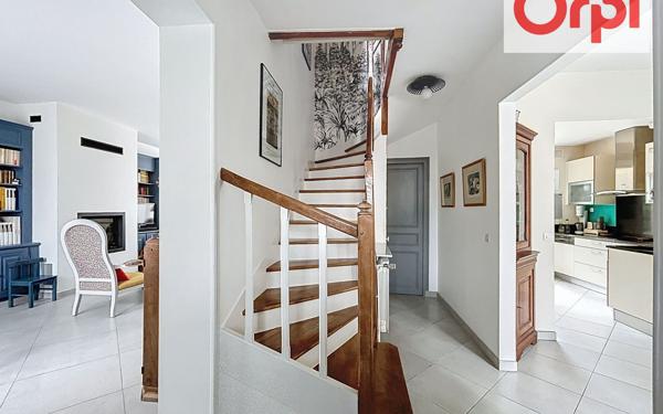 Maison à vendre    7 pièces • 128 m2 Choisy-le-Roi