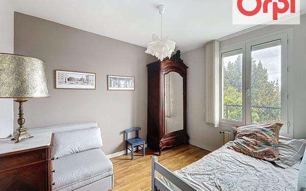 Maison à vendre    7 pièces • 128 m2 Choisy-le-Roi