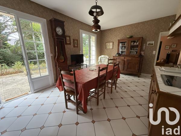 Maison à vendre 9 pièces 257 m² Longuenée-en-Anjou