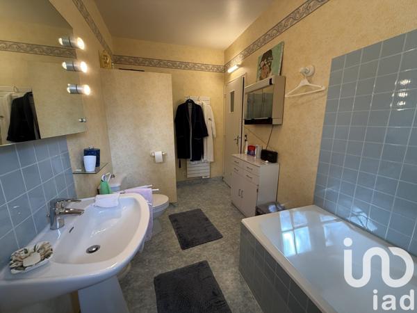 Maison à vendre 9 pièces 257 m² Longuenée-en-Anjou