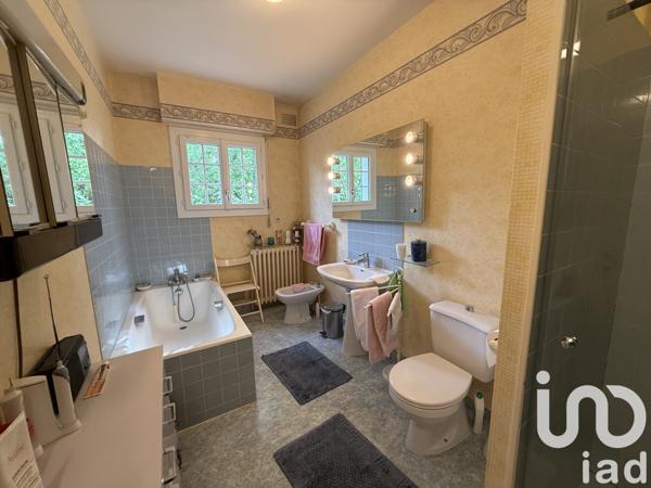 Maison à vendre 9 pièces 257 m² Longuenée-en-Anjou