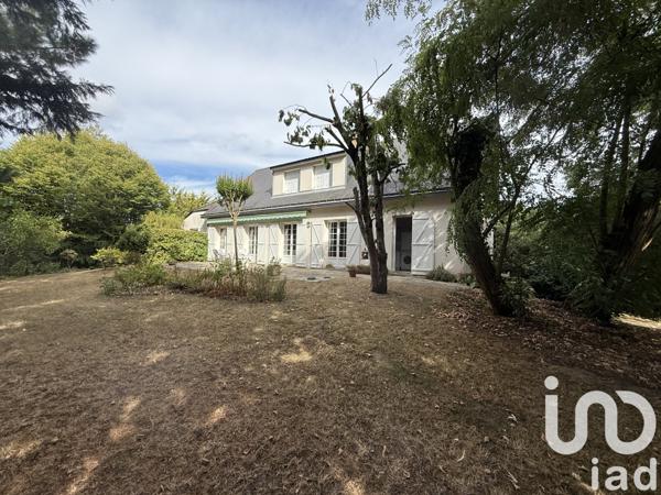 Maison à vendre 9 pièces 257 m² Longuenée-en-Anjou