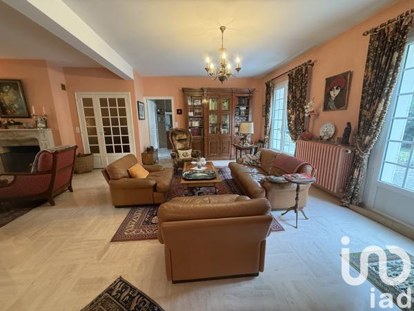 Maison à vendre 9 pièces 257 m² Longuenée-en-Anjou
