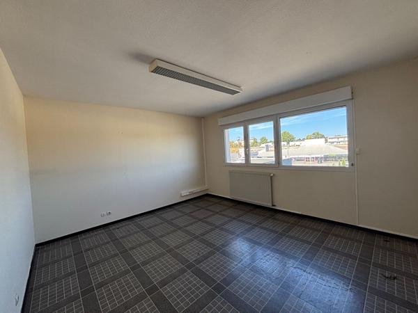 Local commercial Bourran de 265 m²