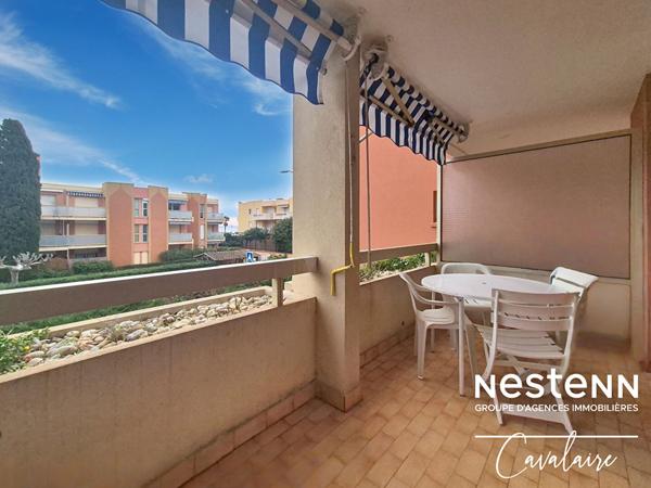 A 100 mètres de la plage, appartement de type studio / cabine avec terrasse et stationnement