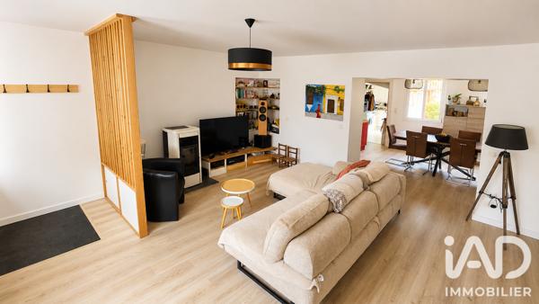 Maison à vendre 4 pièces 104 m² Saint-Barthélemy-d'Anjou