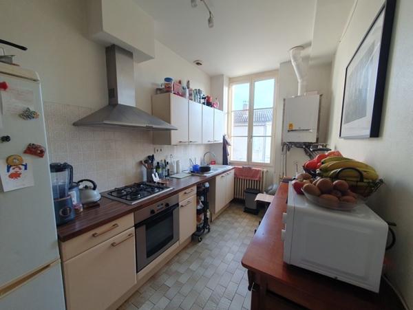 Immeuble à vendre |                                       Auch |                                            181 m²