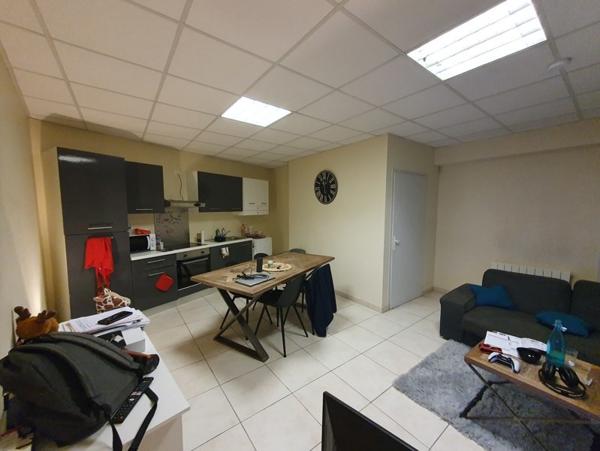 Immeuble à vendre |                                       Auch |                                            181 m²