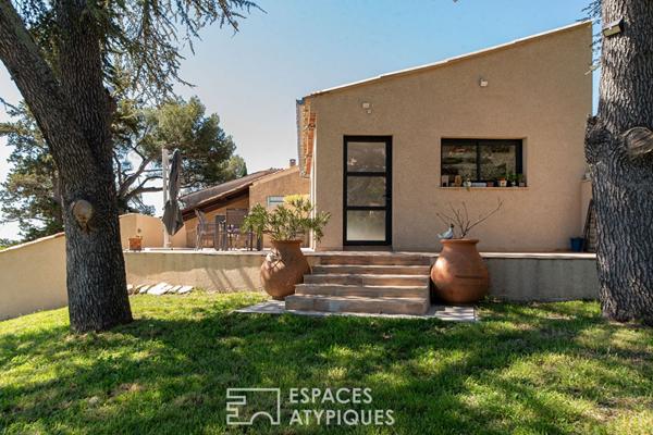 Propriété d’exception, de charme, avec grands espaces et potentiel illimité