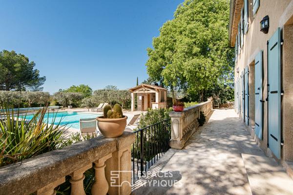 Propriété d’exception, de charme, avec grands espaces et potentiel illimité