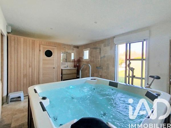 Maison à vendre 6 pièces 161 m² Chinon