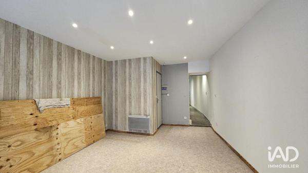 Boutique/Local commercial à vendre 102 m² Sauzé-Vaussais