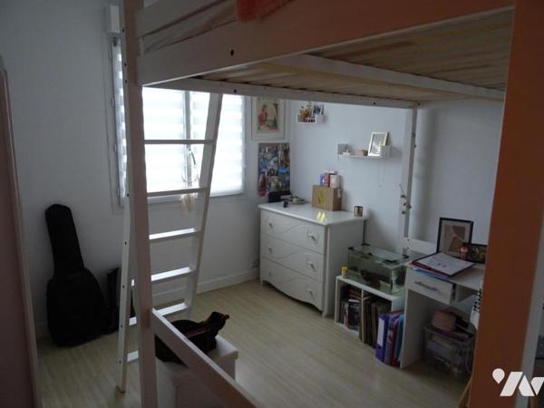 MAISON A VENDRE A LOUVERNE  (53950)