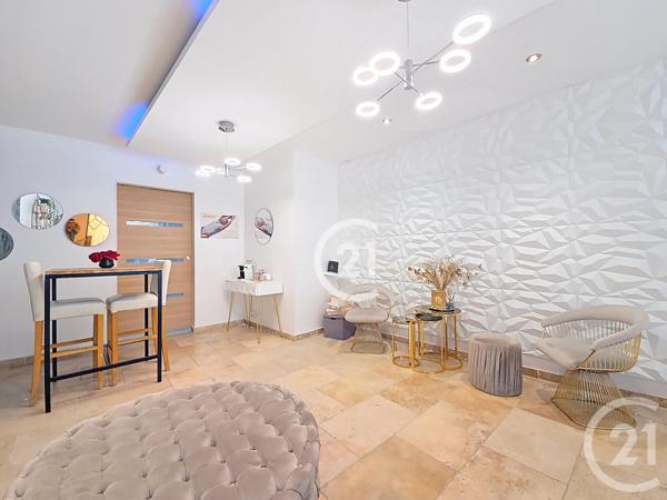 Immeuble à vendre  167 m2 TARASCON - 13