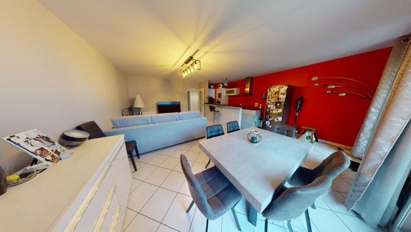 Location Appartement 3 pièces 74 m2 à Lèves