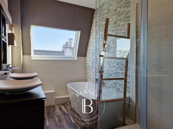 Sannois, Maison 6 Chambres -  252 m² à vendre