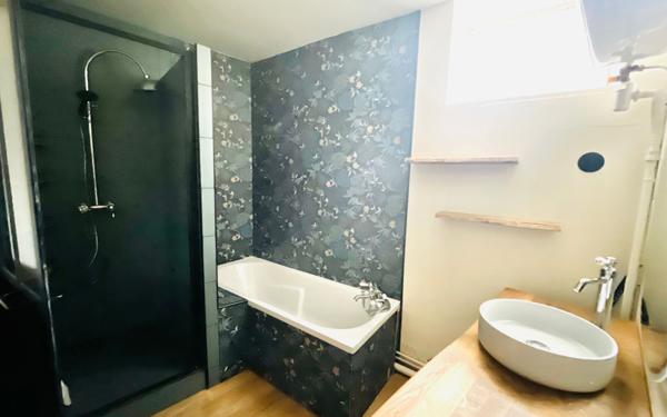 Appartement à louer    3 pièces •  Méru