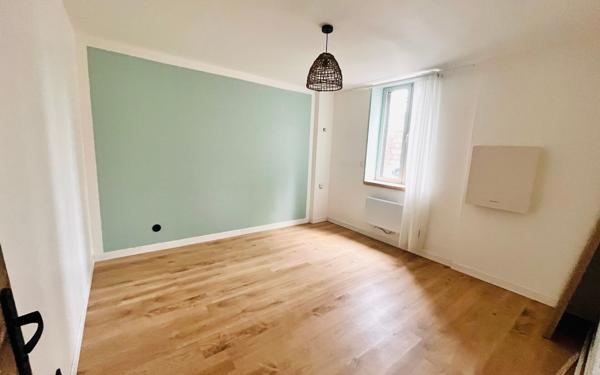 Appartement à louer    3 pièces •  Méru