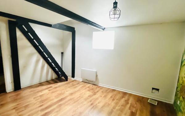 Appartement à louer    3 pièces •  Méru