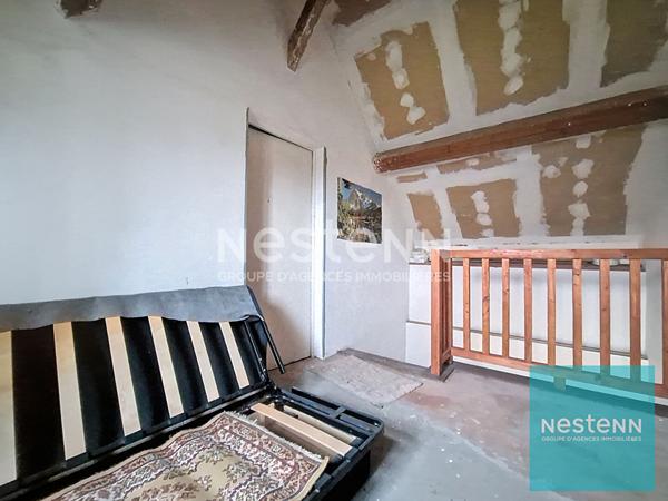 Longère disposant d'un terrain de 1200 m² environ à 15 minutes de Montereau-Fault-Yonne