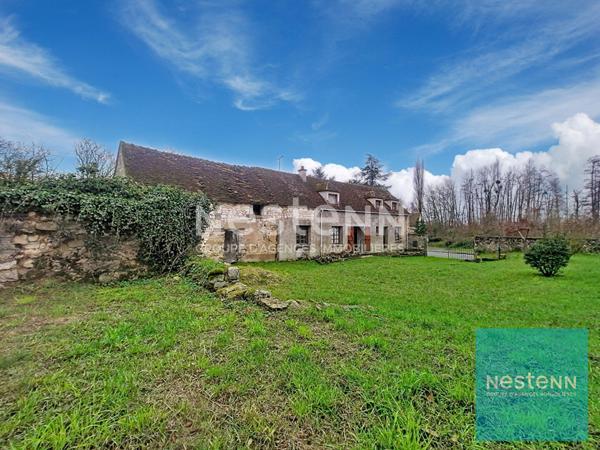Longère disposant d'un terrain de 1200 m² environ à 15 minutes de Montereau-Fault-Yonne