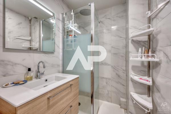 Appartement Rueil Malmaison 3 pièce(s) 52,51 m2 €336 000 ** - Référence 19217